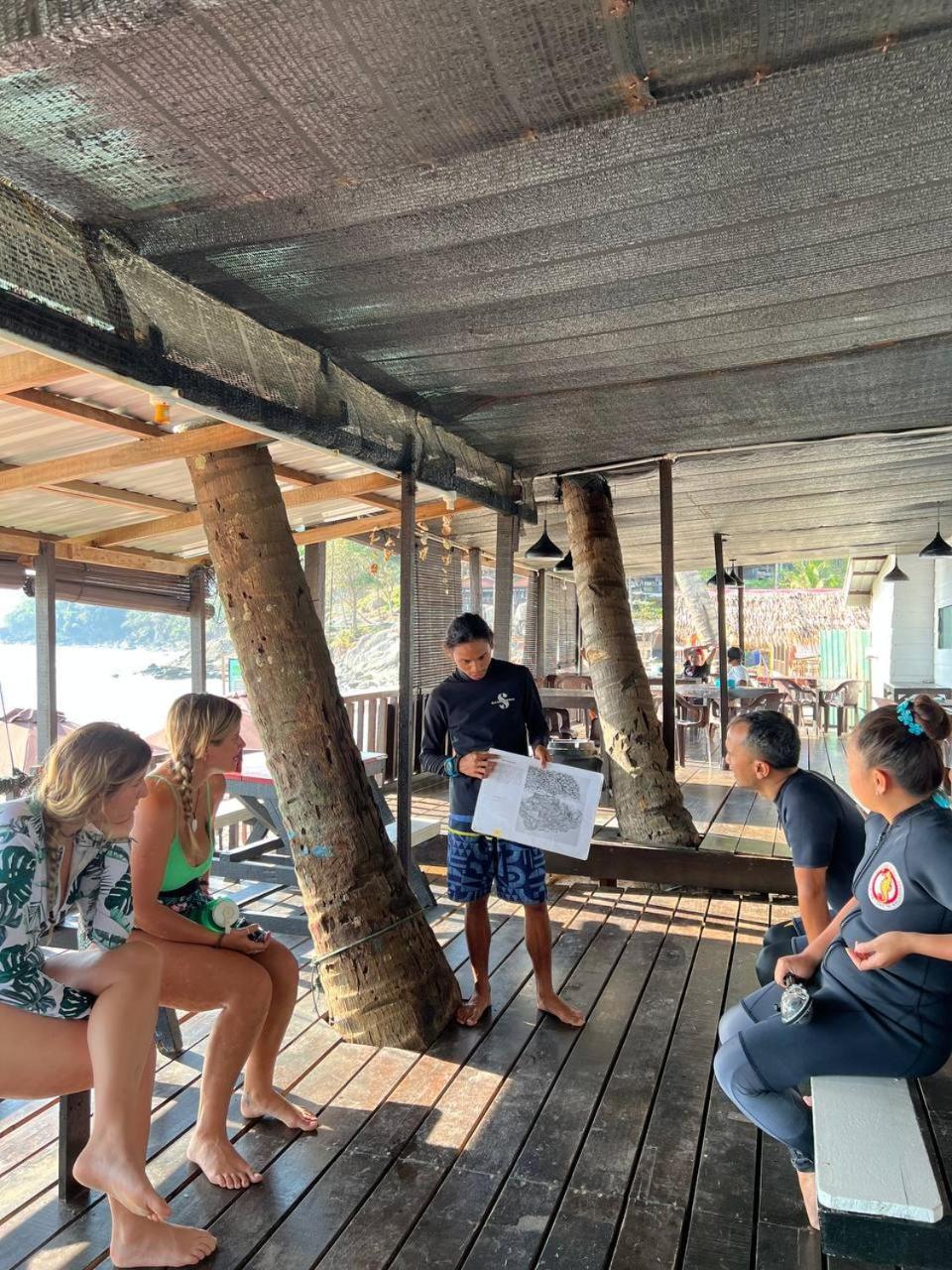 Seahorse Diver Guesthouse Kampong Pasir Panjang  Zewnętrze zdjęcie