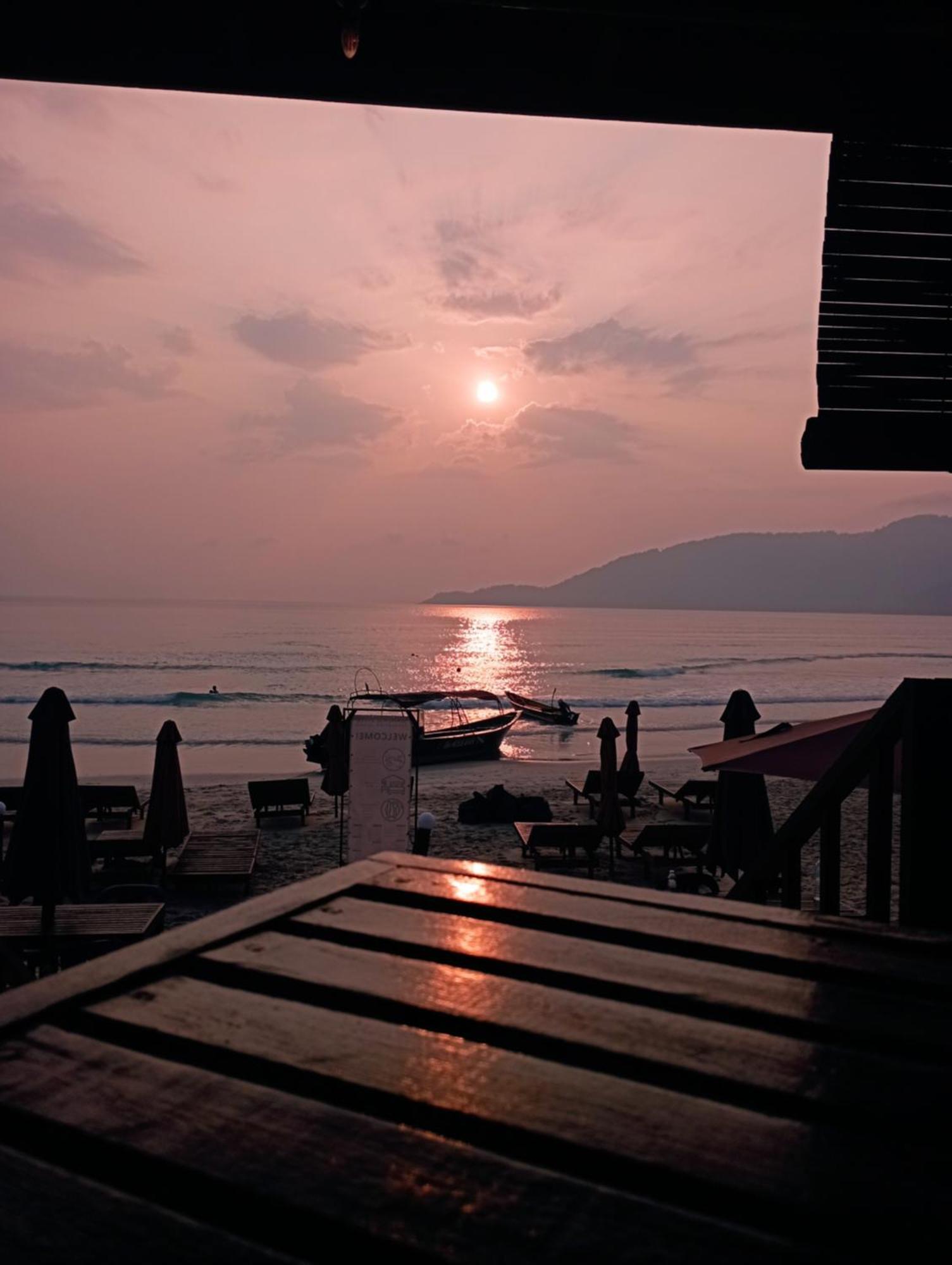 Seahorse Diver Guesthouse Kampong Pasir Panjang  Zewnętrze zdjęcie