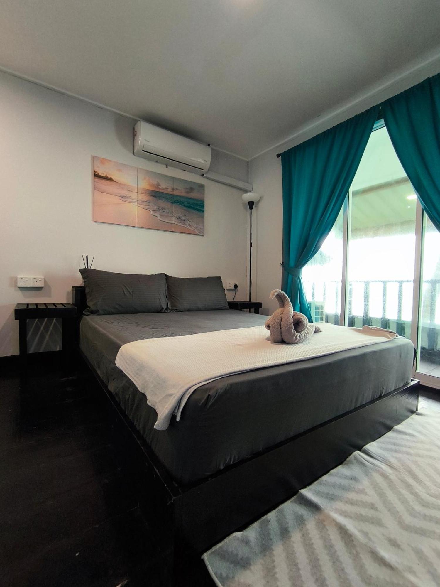 Seahorse Diver Guesthouse Kampong Pasir Panjang  Zewnętrze zdjęcie