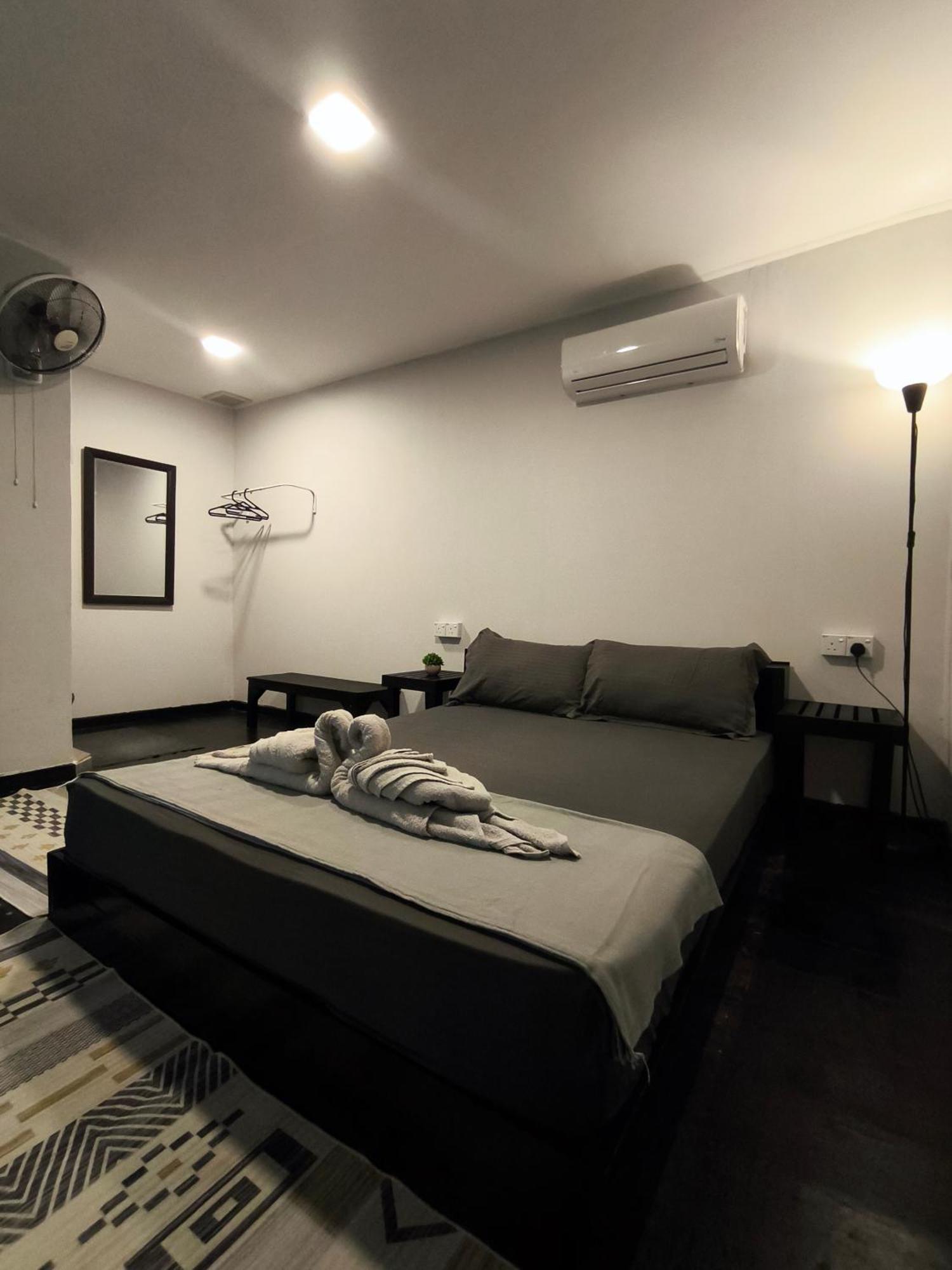 Seahorse Diver Guesthouse Kampong Pasir Panjang  Zewnętrze zdjęcie